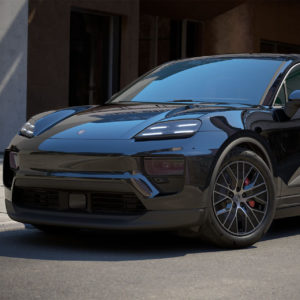 Porsche Macan EV4