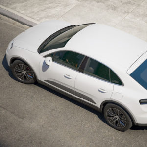 Porsche Macan EV4